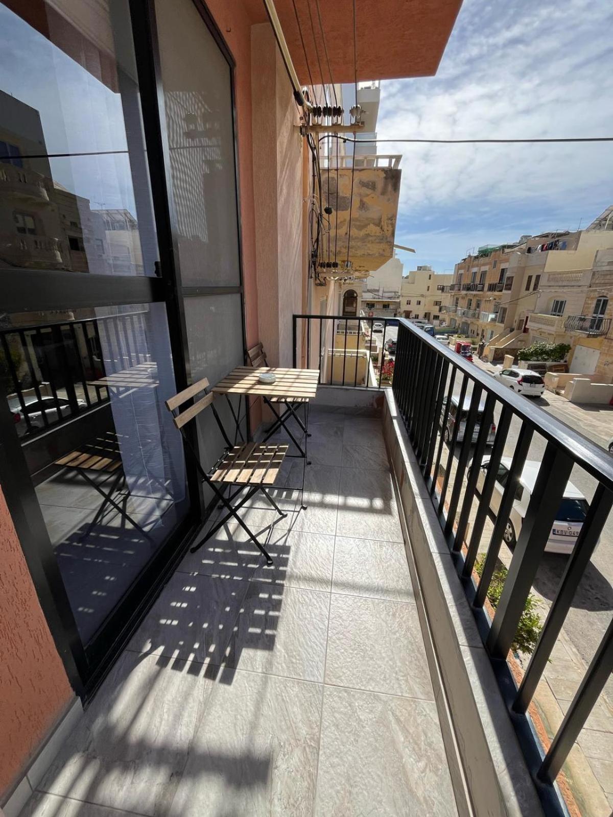 Modern And Homely Apartment In Marsaskala Eksteriør bilde